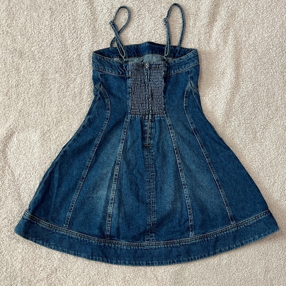 NEW Reformation Elma Denim Mini Dress Size 2 - Picture 8 of 11